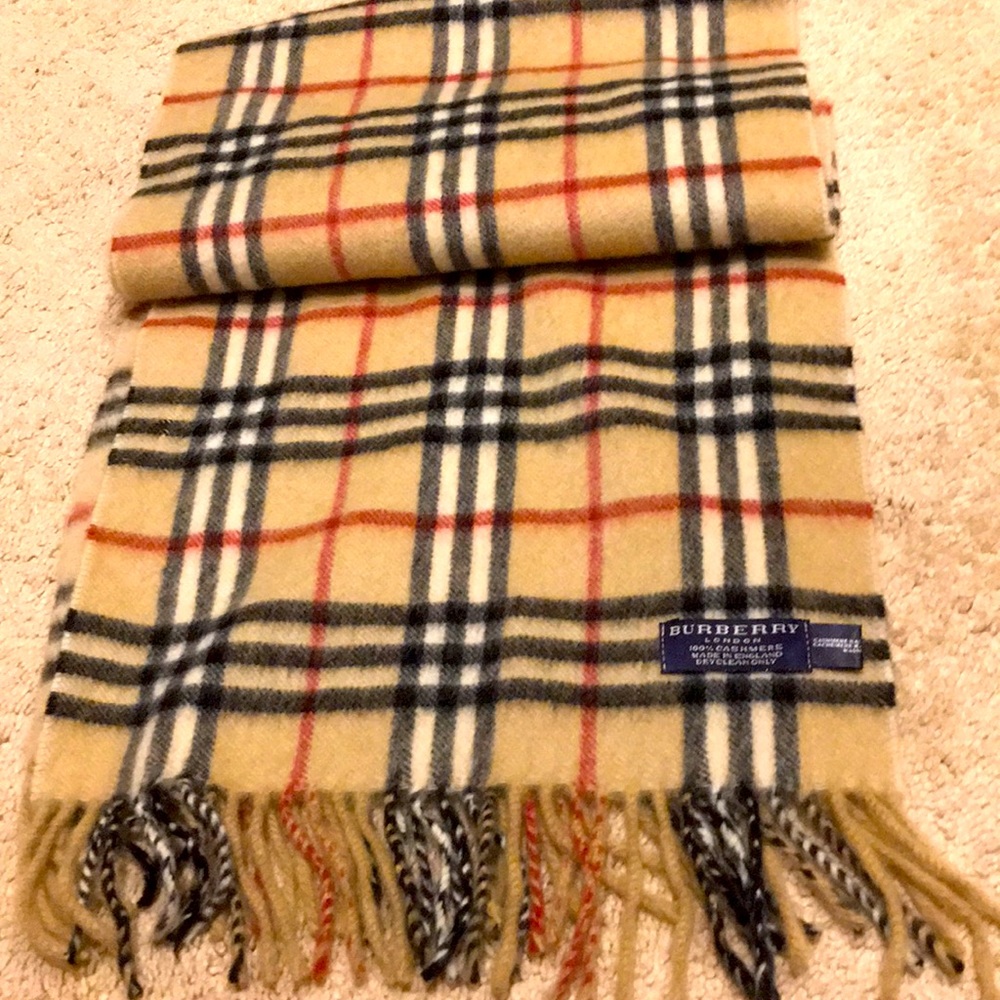 Burberry cashmere nova check scarf